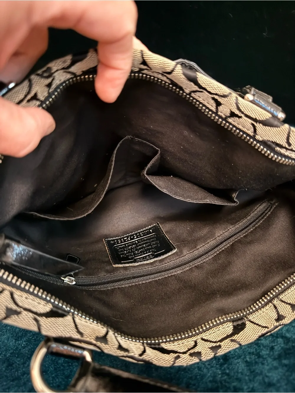 Vintage Y2K Signature Strip Tote F28504